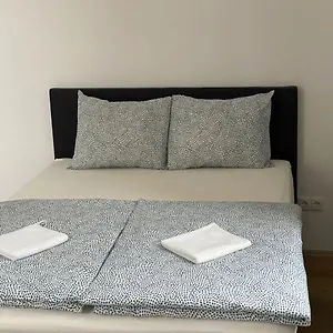 https://aris-apartments-wien.vienna-besthotels.com